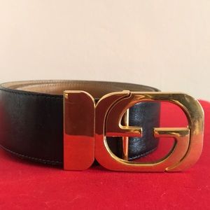 Gucci black vintage leather belt